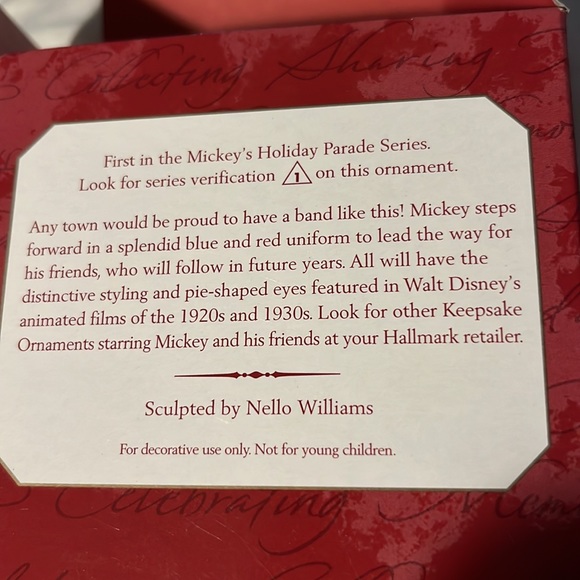 Hallmark 1997 Mickey Mouse ornament - Picture 4 of 5